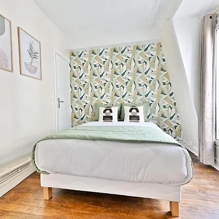 Cosy Face De Montparnasse *