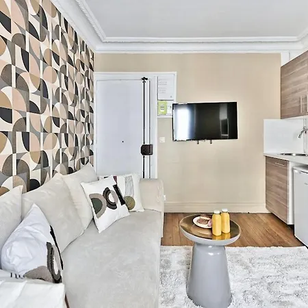 Cosy Face De Montparnasse *