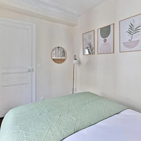 Cosy Face De Montparnasse Apartment Paris